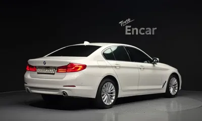 BMW 5-Series 2019, 182802 км, за 12465.54 USD