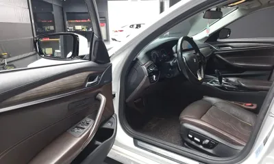 BMW 5-Series 2019, 182802 км, за 12465.54 USD - фото 10