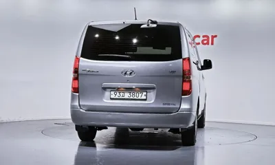 Hyundai Starex 2019, 159336 км, за 7745.83 USD