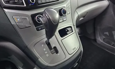 Hyundai Starex 2019, 159336 км, за 7676.3 USD - фото 9