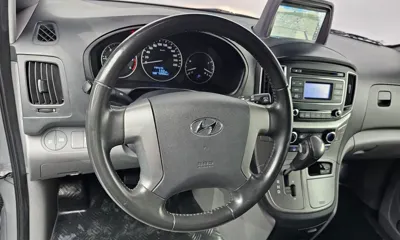 Hyundai Starex 2019, 159336 км, за 7676.3 USD - фото 12