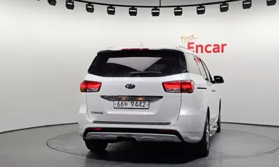 Kia Canival 2015, 147734 км, за 6276.84 USD