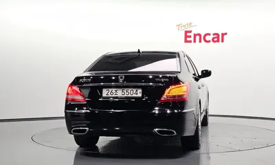 Hyundai Equus 2010, 179222 км, за 2923.75 USD