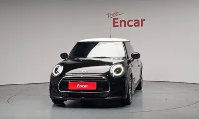 MINI Cooper 2022, 42361 км, за 11487.46 USD