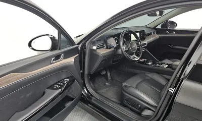 Kia K5 2023, 122645 км, за 12465.54 USD - фото 10