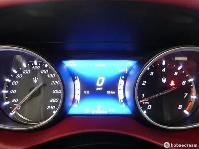 Maserati Levante 2018, 81615 км, за 23127.05 USD - фото 8