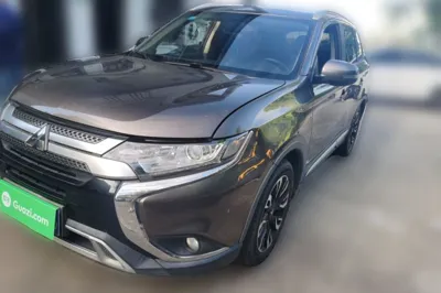 Mitsubishi Outlander · 2019 год