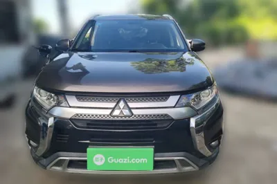 Mitsubishi Outlander 2019, 195500 км, за 6222 USD