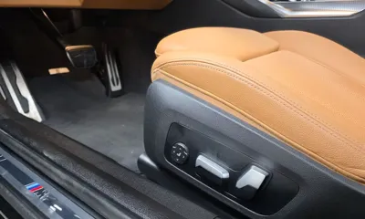 BMW 3-Series 2023, 40176 км, за 27898.12 USD - фото 31