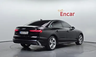 Audi A4 2021, 49593 км, за 16938.12 USD