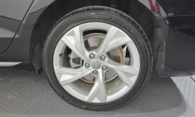 Audi A4 2021, 49593 км, за 16938.12 USD - фото 21