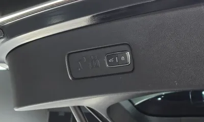 Lincoln Aviator 2020, 127347 км, за 17657.87 USD - фото 31