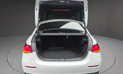 Mercedes-Benz E-Class 2025, 1671 км, за 41308.91 USD - фото 34