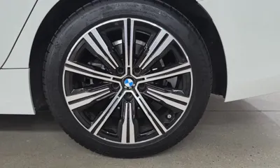 BMW 3-Series 2025, 6222 км, за 27349.08 USD