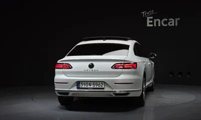 Volkswagen Arteon 2023, 44792 км, за 19889.72 USD