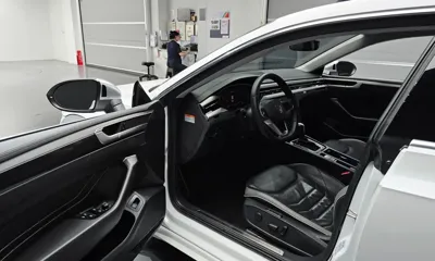 Volkswagen Arteon 2023, 44792 км, за 19711.18 USD - фото 10
