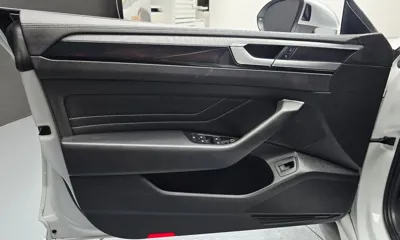 Volkswagen Arteon 2023, 44792 км, за 19711.18 USD - фото 24