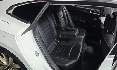 Volkswagen Arteon 2023, 44792 км, за 19711.18 USD - фото 26