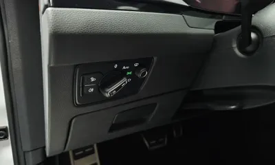 Volkswagen Arteon 2023, 44792 км, за 19711.18 USD - фото 28
