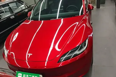 Tesla Model 3 2023, 43000 км, за 26728 USD