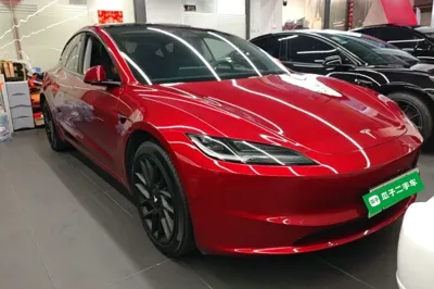 Tesla Model 3 2023, 43000 км, за 26728 USD