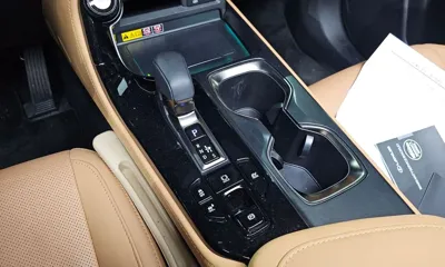 Lexus NX 2025, 15415 км, за 39066.19 USD - фото 9