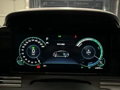 Hyundai Grandeur 2022, 66000 км, за 19364.58 USD