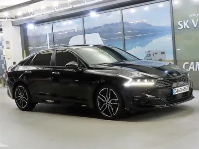 Kia K5 · 2021 год