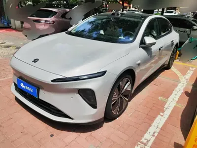 Nio ET7 · 2023 год