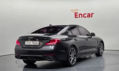 Genesis G70 2018, 134973 км, за 10496.26 USD