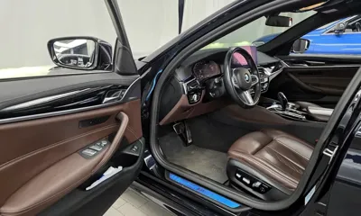 BMW 5-Series 2021, 48256 км, за 25289.01 USD - фото 10