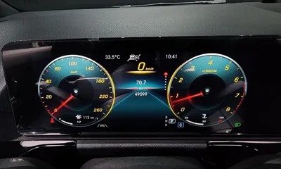 Mercedes-Benz GLA-Class 2021, 49099 км, за 15758.01 USD - фото 8