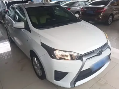 Toyota Yaris L 2015, 100399 км, за 4046.42 USD
