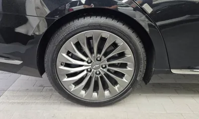 Genesis EQ900 2016, 130021 км, за 11961.25 USD