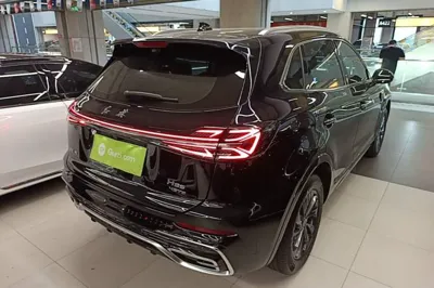 Hongqi HS5 2023, 8300 км, за 18954 USD