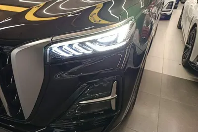 Hongqi HS5 2023, 8300 км, за 18954 USD