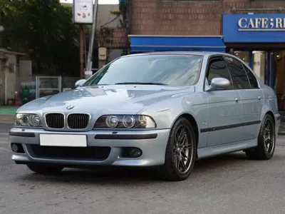 BMW M5 · 1999 год