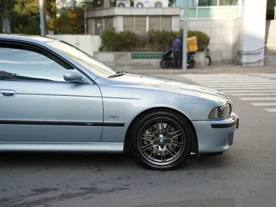 BMW M5 1999, 84203 км, за 37767.78 USD