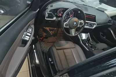 BMW 3 Series 2021, 56000 км, за 25526 USD - фото 23