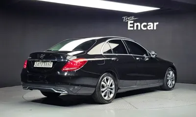Mercedes-Benz C-Class 2017, 110361 км, за 19502.04 USD