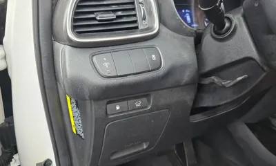 Kia Sorento 2018, 128936 км, за 9556 USD - фото 31