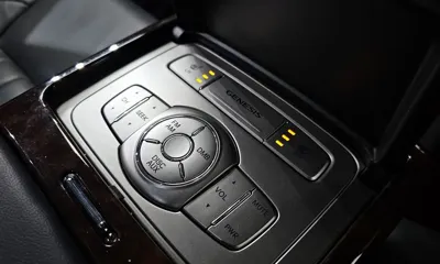 Hyundai Genesis 2011, 76191 км, за 3875.46 USD - фото 19
