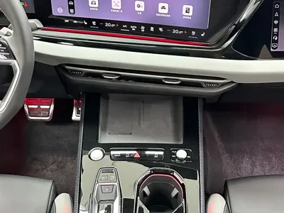 Audi 奥迪A5L