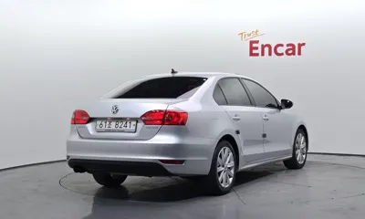 Volkswagen Jetta 2013, 105422 км, за 2405.25 USD