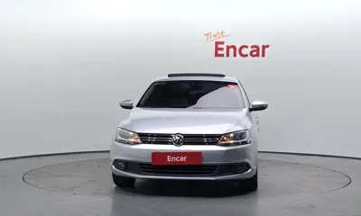 Volkswagen Jetta 2013, 105422 км, за 2405.25 USD