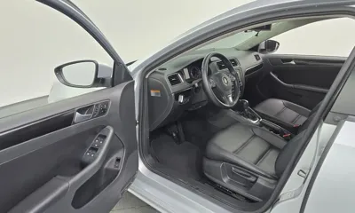 Volkswagen Jetta 2013, 105422 км, за 2405.25 USD - фото 10