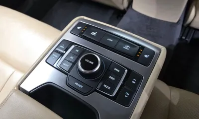 Hyundai Genesis 2016, 120818 км, за 5070.53 USD - фото 19