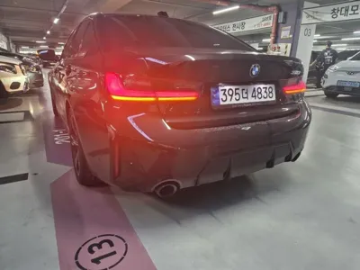 BMW 3-Series 2024, 30165 км, за 28298.23 USD