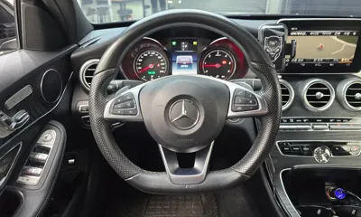 Mercedes-Benz C-Class 2018, 89786 км, за 32821.32 USD - фото 13