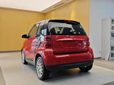 Smart Smart Fortwo 2011, 72800 км, за 2652.17 USD - фото 20
